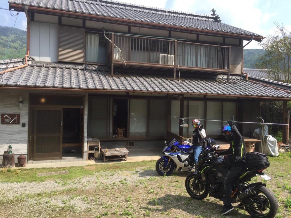 四国旅行のhub拠点 古民家ゲストハウス Heso Camp Мийоши Екстериор снимка